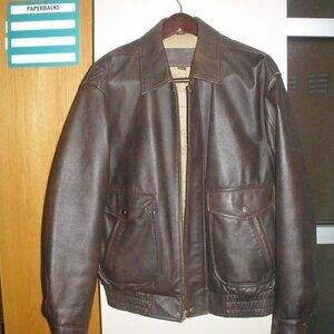 Men's St.John's Bay Leather Bomber Jacket Size M
